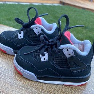 NIKE JORDAN TODDLER SNEAKER